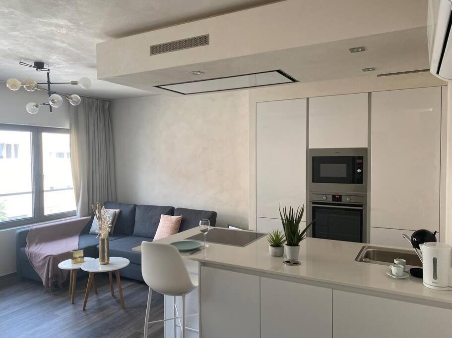 Lovely One Bedroom Apartment In City Center With Parking, Near Public Transport Luxembourg By Eksteriør billede