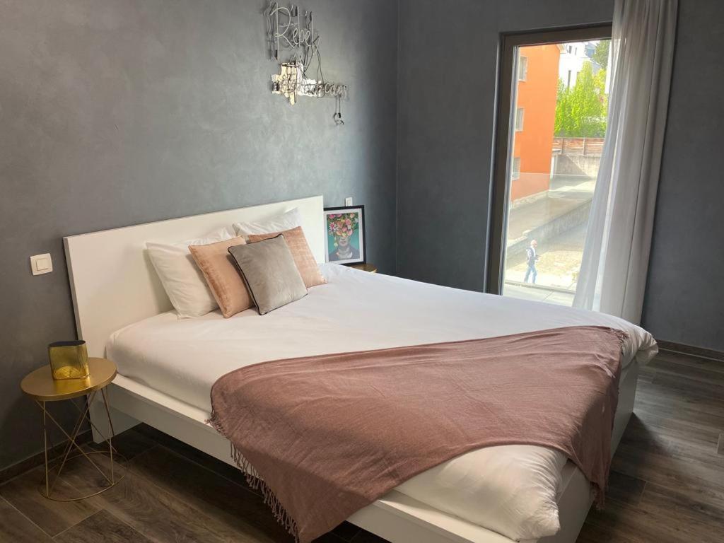 Lovely One Bedroom Apartment In City Center With Parking, Near Public Transport Luxembourg By Eksteriør billede